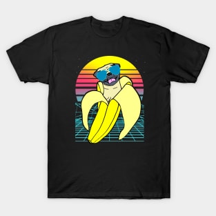 banana pug with sunglasses T-Shirt